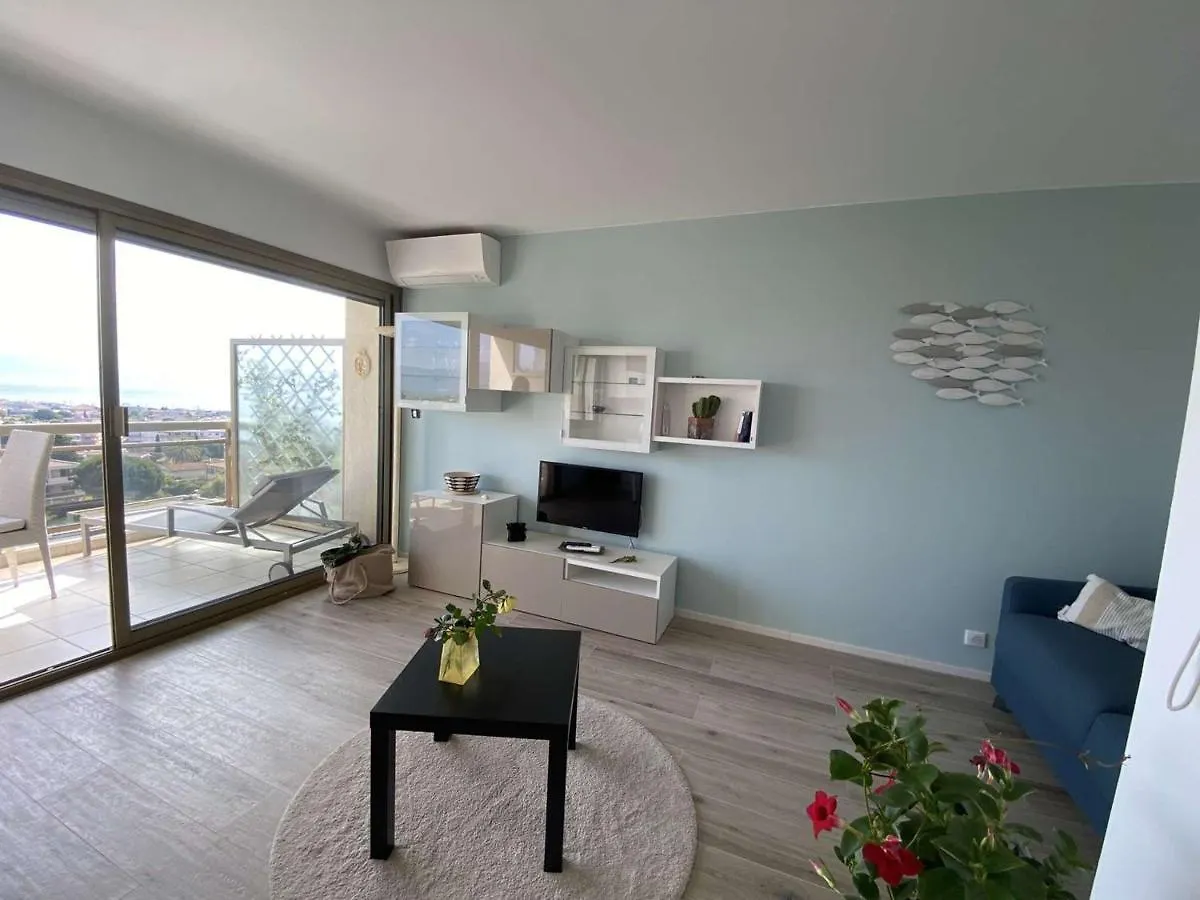 Studio Antibes, 1 pièce, 3 personnes - FR-1-252-159