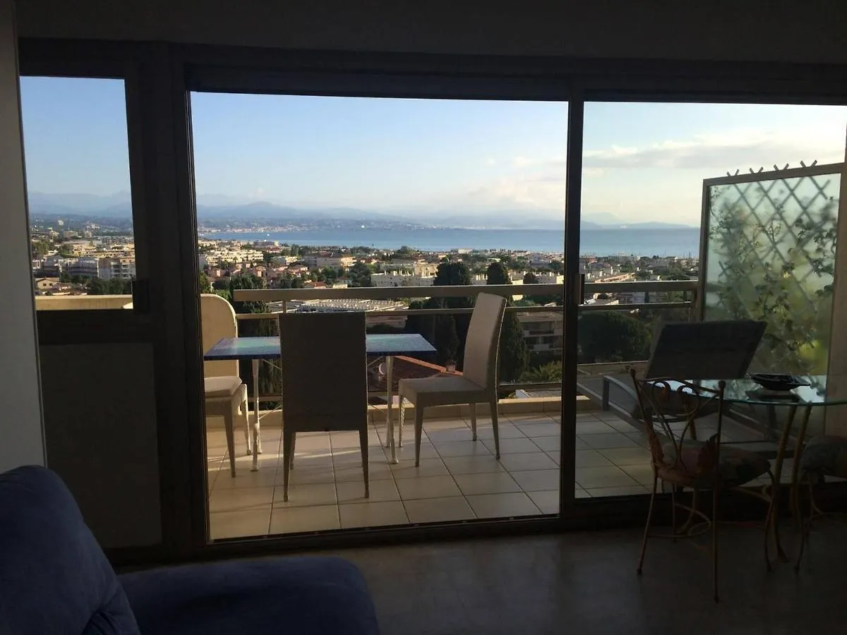 Studio Antibes, 1 pièce, 3 personnes - FR-1-252-159 France